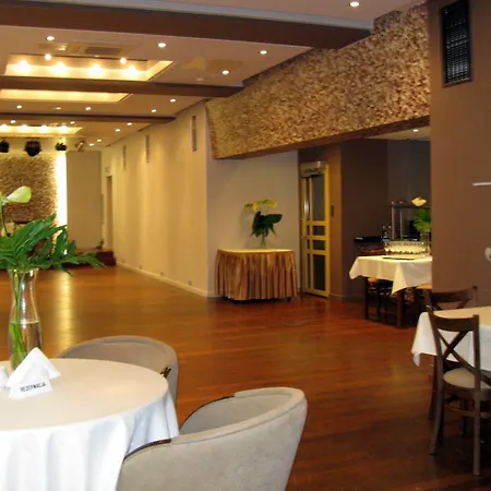 Hotel Ikar Posen