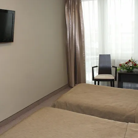 Ikar 3* Poznan