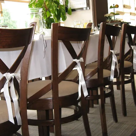 Ikar Hotel