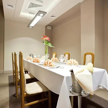 Hotel Ikar Poznan