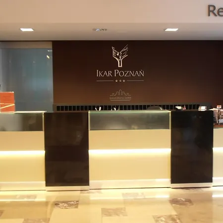 Ikar Hotel 3*
