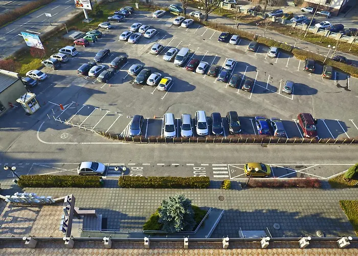 Ikar Ξενοδοχείο